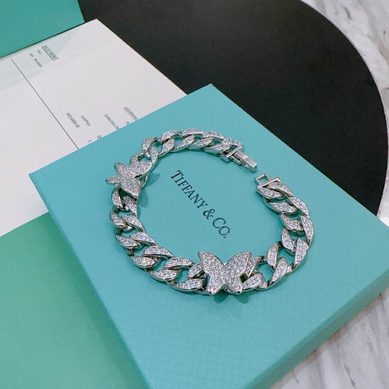 Tiffany bracelet 06yxh09